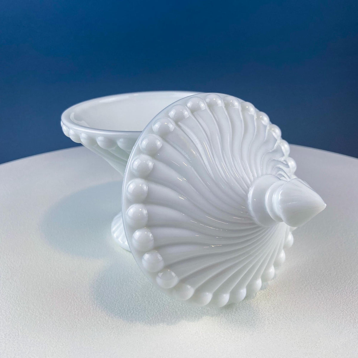 Vintage Milk Glass Set of Bowls with Lid. Swirl Motif