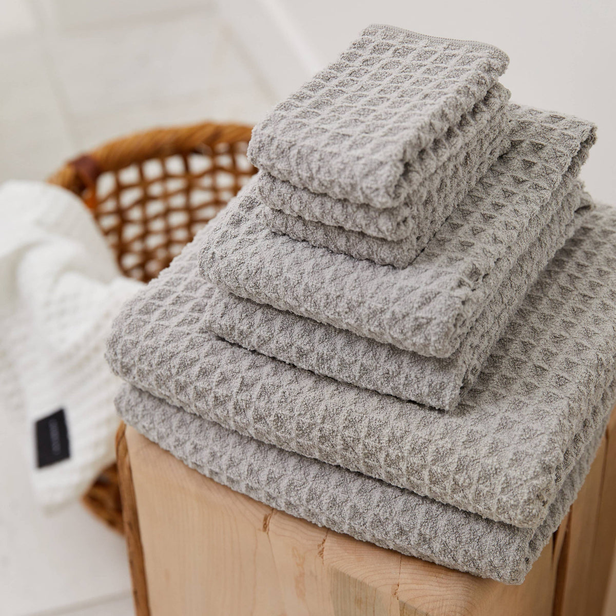 Geometry :: Waffle Bath Towel Set