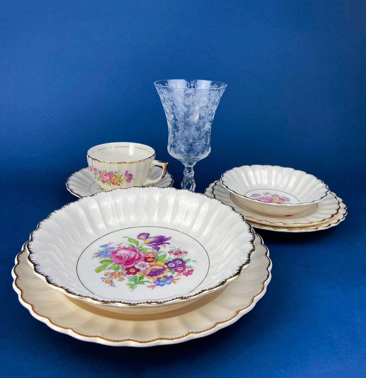 Vintage Dish Set. Leigh Wake by Leigh Potters