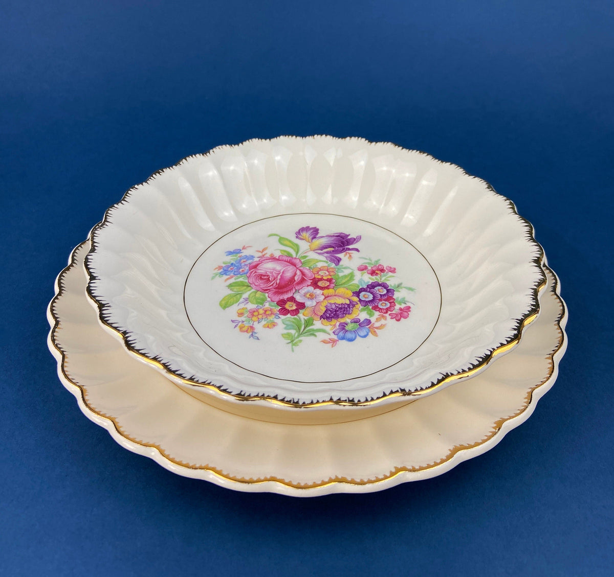 Vintage Dish Set. Leigh Wake by Leigh Potters